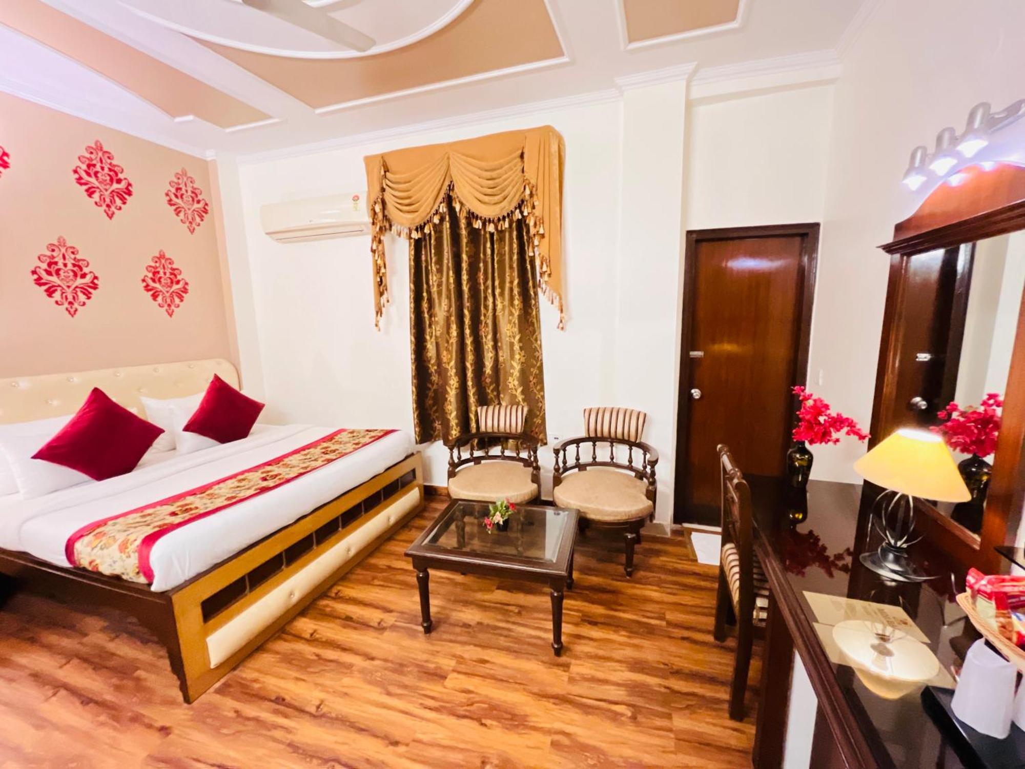 Hotel Paras - Karol Bagh Delhi Exterior photo