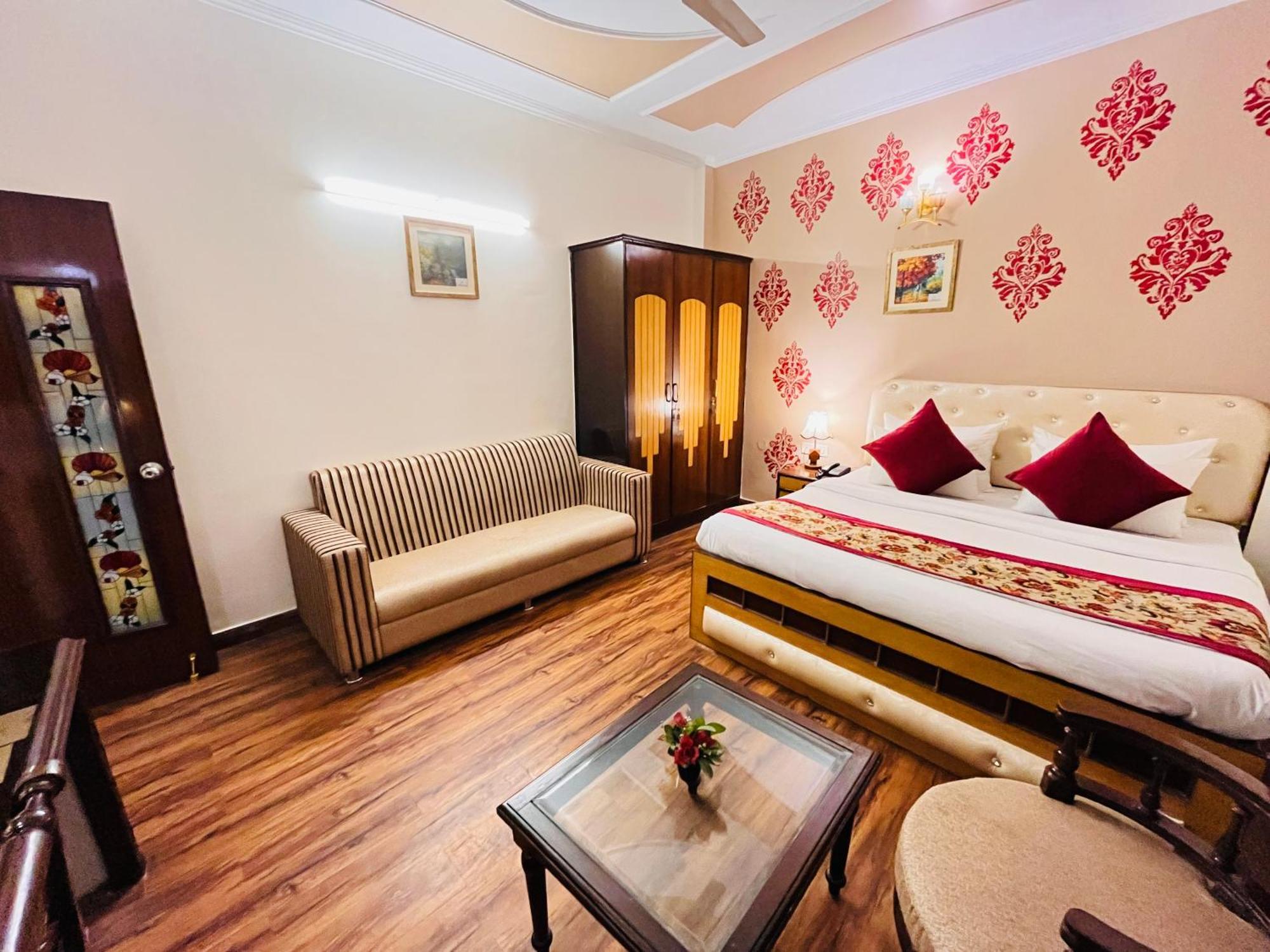 Hotel Paras - Karol Bagh Delhi Exterior photo